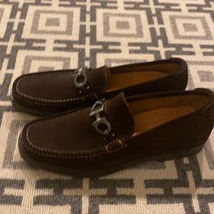 Men's brown suede Ferragamo shoes size 8 new